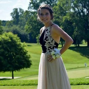 Meet your Posher, Maggie